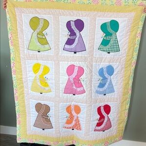 Sun Bonnet Sue Quilt